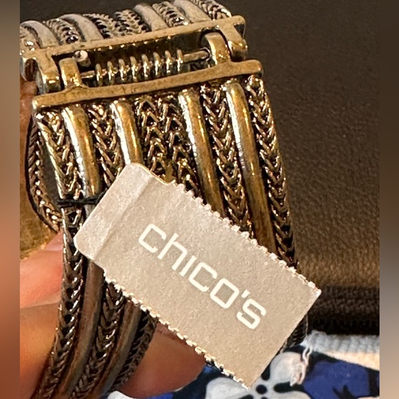 B50. Chico's Bracelet Multi Bangle Bracelet NWT - Picture 3 of 5